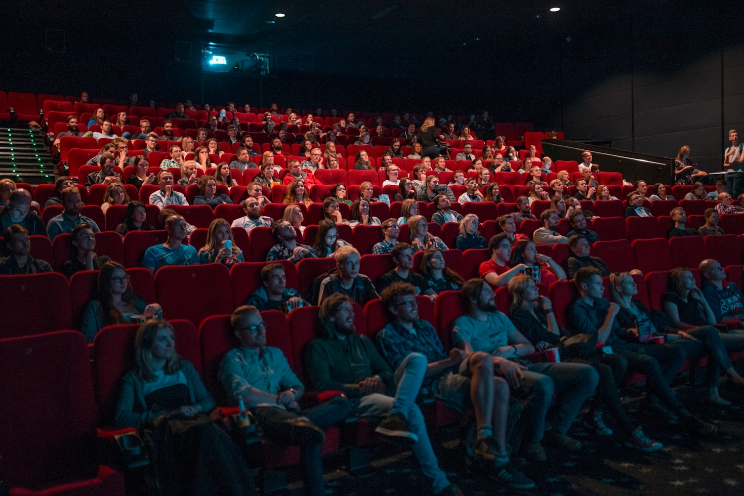 How Free Movie Vault Connects Film Enthusiasts